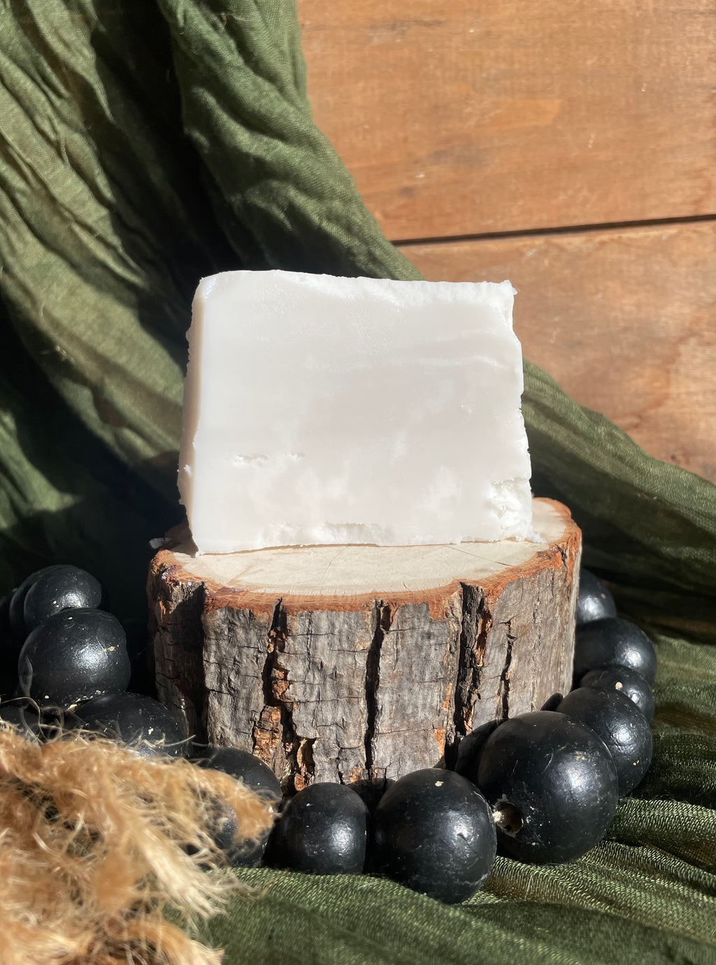 Frankincense and myrrh face balm